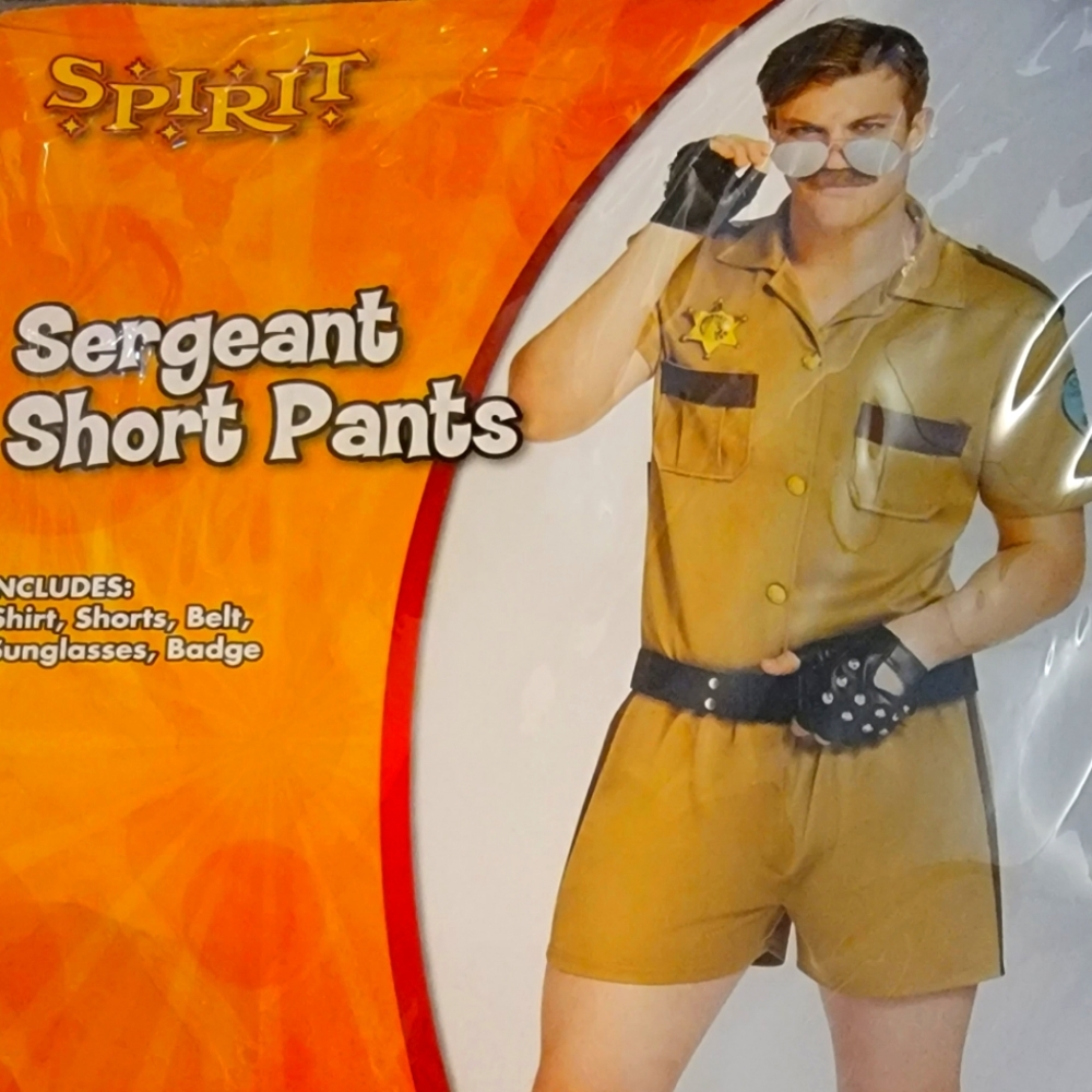 Man halloween costume. Sergeant shirt pants. Includes : shirt and shorts